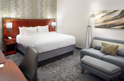 Greenville - Spartanburg Hotel | Courtyard by Marriott Greenville Haywood Mall