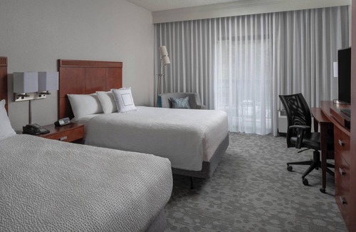 Southside Hotel | Courtyard by Marriott Jacksonville at Mayo Clinic Campus/Beaches