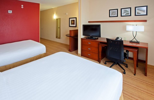 Buechel Hotel | Courtyard by Marriott Louisville Northeast