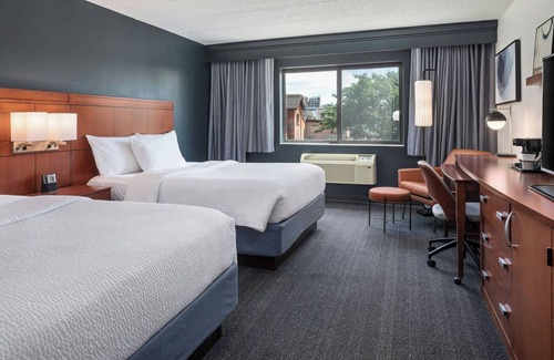 Historic Downtown La Crosse Hotel | Courtyard by Marriott La Crosse