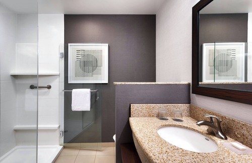 Downtown Lincoln Hotel | Courtyard by Marriott Lincoln Downtown