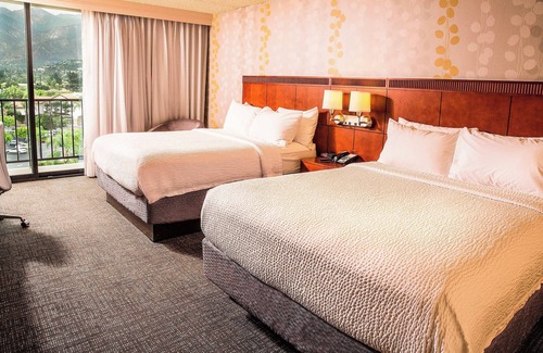 Monrovia Hotel | Courtyard by Marriott Los Angeles Pasadena/Monrovia