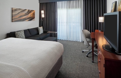 White Station Hotel | Courtyard by Marriott Memphis East/Park Avenue
