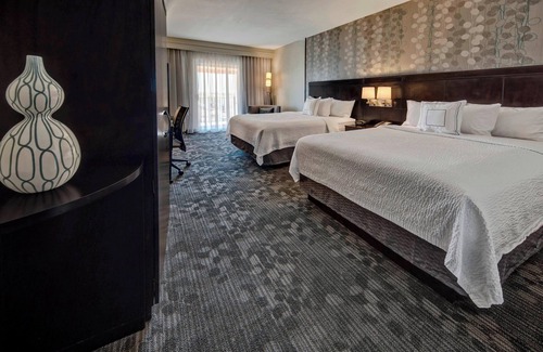 Midland Hotel | Courtyard by Marriott Midland