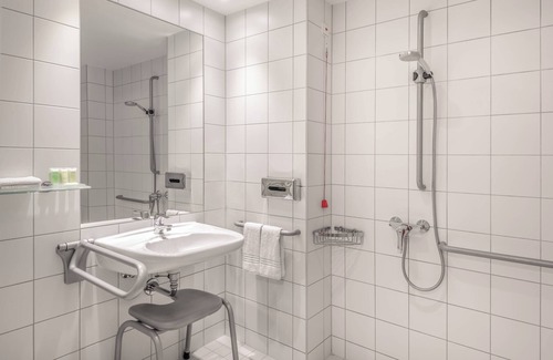 Ludwigsvorstadt-Kliniken Hotel | Courtyard by Marriott Munich City Center