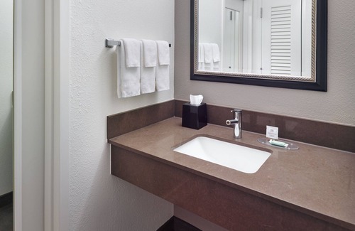 Brentwood Hotel | Courtyard by Marriott Nashville Brentwood