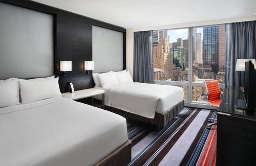 Central Park South Hotel | Courtyard by Marriott New York Manhattan/Central Park