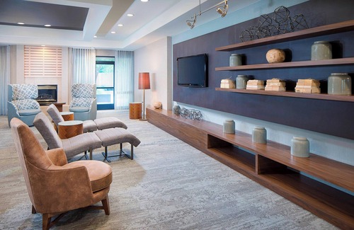 Sandston Hotel | Courtyard by Marriott Richmond Airport