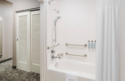 East Roseville Parkway Hotel | Courtyard by Marriott Roseville