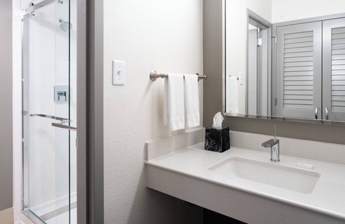 Tampa Hotel | Courtyard by Marriott Tampa Westshore/Airport