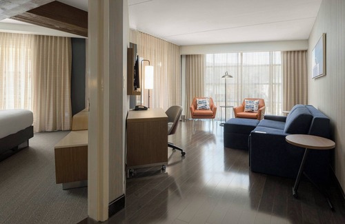 Gatlinburg Hotel | Courtyard by Marriott Gatlinburg Downtown
