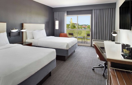 Myrtle Beach Hotel | Courtyard by Marriott Myrtle Beach Broadway