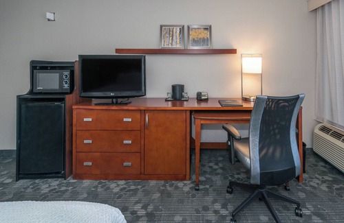Panama City Hotel | Courtyard by Marriott Panama City