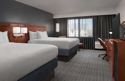 Panama City Hotel | Courtyard by Marriott Panama City