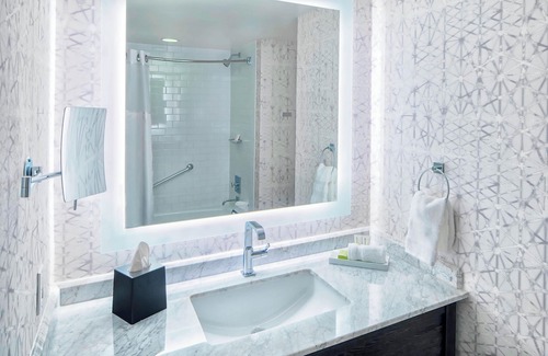 Center City Hotel | Courtyard by Marriott Philadelphia Downtown