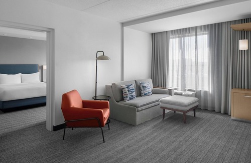 Summerville Hotel | Courtyard by Marriott Charleston Summerville
