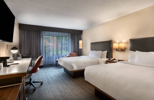 Winston - Salem Hotel | Courtyard by Marriott Winston-Salem Hanes Mall