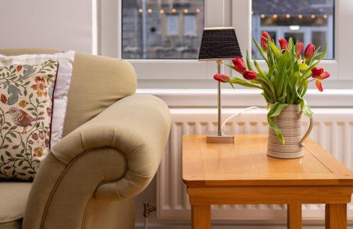 Fort Augustus House | Courtyard Cottage 3, Riverside Cottage