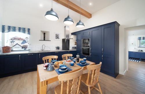 Barnstaple House | Courtyard Cottage
