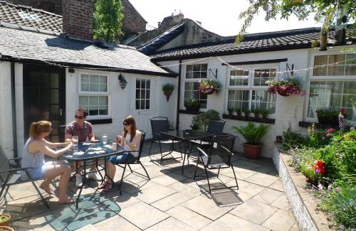 Knaresborough House | Courtyard Cottage