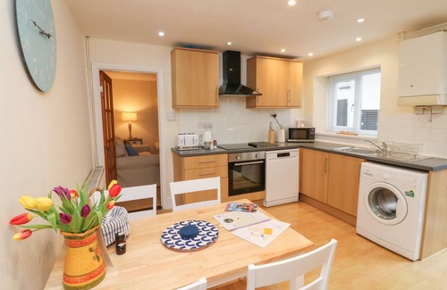 Chittlehampton Cottage | COURTYARD COTTAGE, with a garden in Chittlehampton