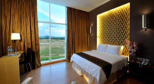 Kota Kinabalu Hotel | Courtyard Hotel 1Borneo
