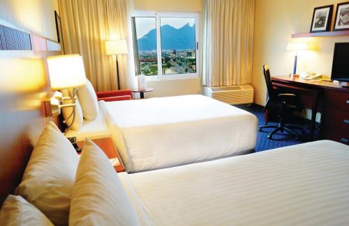 Monterrey Hotel | Courtyard Monterrey San Jeronimo