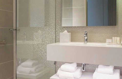 Las Condes Hotel | Courtyard Santiago Las Condes