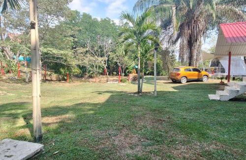 Melgar Apartment | COVEÑITAS Cabaña CARIBE, con piscina tipo playa, capacidad máxima 34 personas