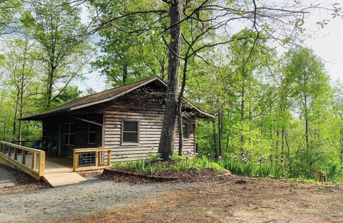 Rutherfordton House | Cove Creek Cabin & Preserve