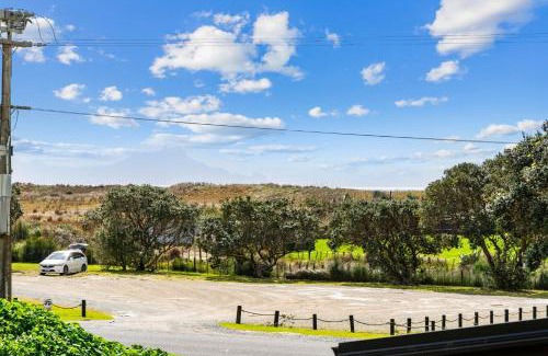 Waipu Cove House | Cove Family Haven - Waipu Holiday Home