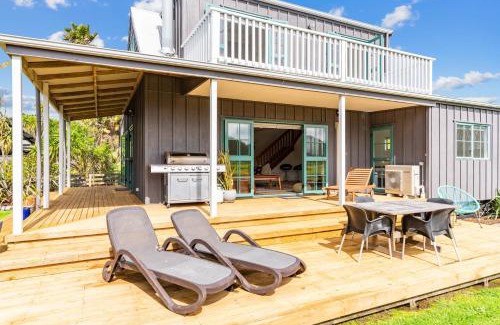 Waipu Cove House | Cove Family Haven - Waipu Holiday Home