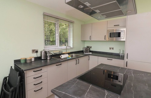 Hele Cottage | Cove Lodge