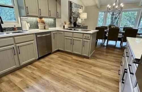 Heber Springs House | Cove-side Wooded & private-Lake access-Golf course, Local and State Taxes