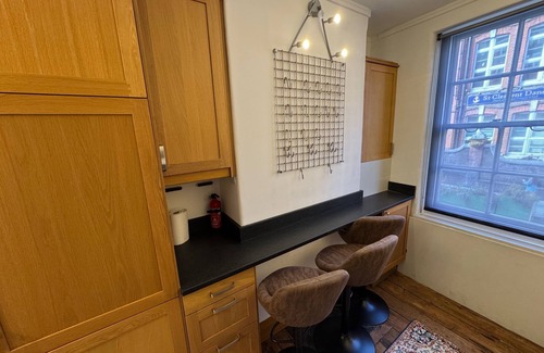 Covent Garden Apartment | Covent Garden 1-bed Apt Sleeps 4, 7 min to Station