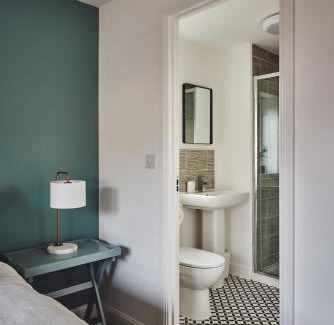 Coventry House | Coventry Home for 6+2, 150Mbp Wi-Fi + Parking