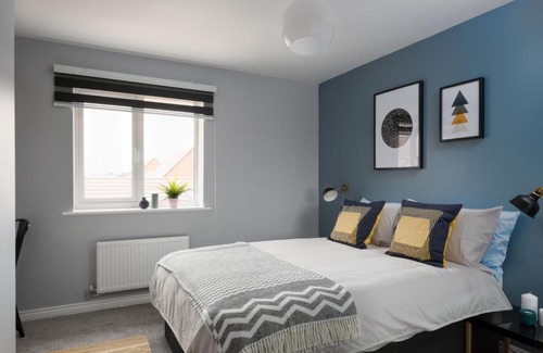 Coventry House | Coventry JLR Guest House