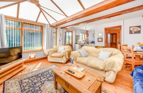 Kilgetty House | Covert Farm Cwtch