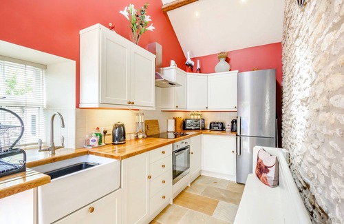 Snainton Apartment | COW BYRE COTTAGE, pet friendly, luxury holiday cottage in Snainton