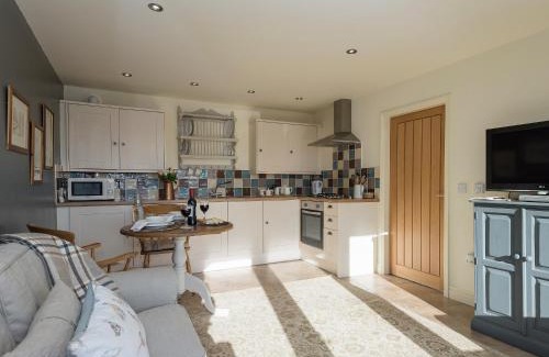 Louth House | Cow Pasture Cottage