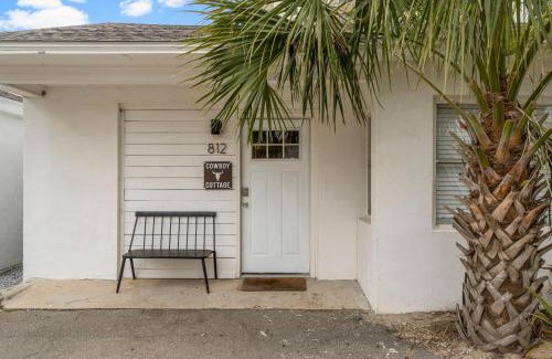 Panama City Beach House | Cowboy Cottage by Beach Haven Vacation Rentals