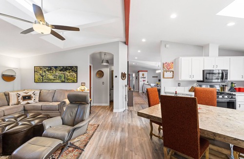 Cornville House | Cowboys & Roses - Wine Country Home w/Game Room, Hot Tub & Views - Dogs Welcome!