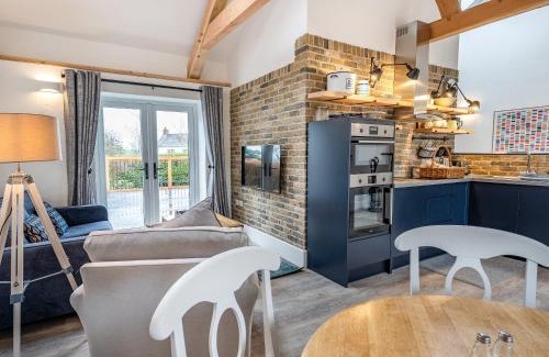 Whitland House | Cowshed 1 - Uk35456