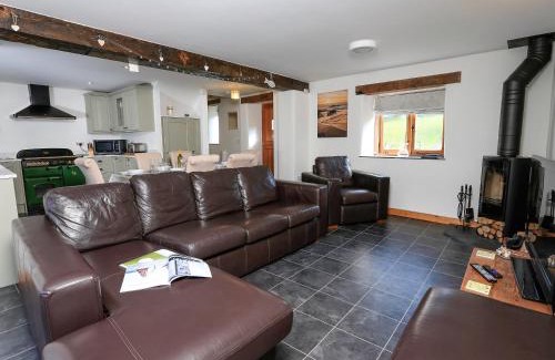 Chillington House | Cowslip Cottage