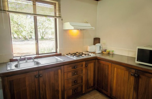 Yallingup Cottage | Cowslip Cottage-Peaceful and Spacious