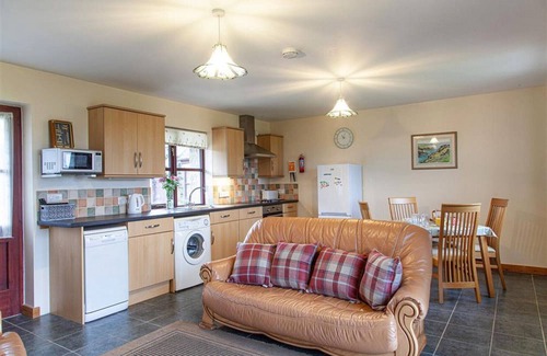 Camborne Cottage | Cowslip, Gwitihian with views over St Ives Bay