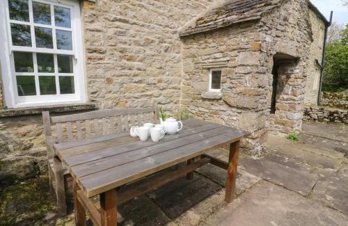 Newbiggin-in-Bishopdale House | Cowstonegill