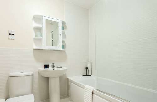 Hamworthy Apartment | Coxswain's Cabin