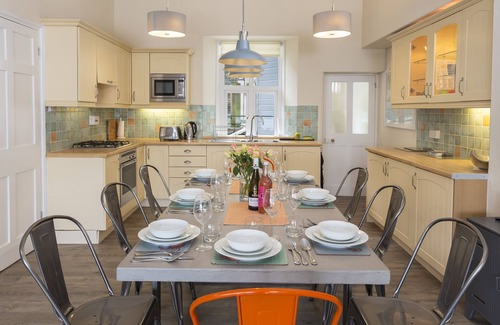 Salcombe Cottage | Coxswains Watch
