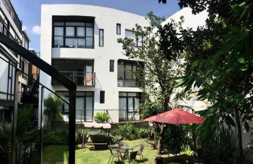 Del Carmen Apartment | Coyoacan Frida's Favorite Loft